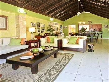 Paradise Beachfront Villas Rio Bueno Harbour Exterior foto